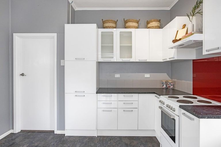 Photo of property in 243 Taradale Road, Pirimai, Napier, 4112