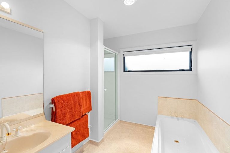 Photo of property in 12 Lakewood Grove, Levin, 5510