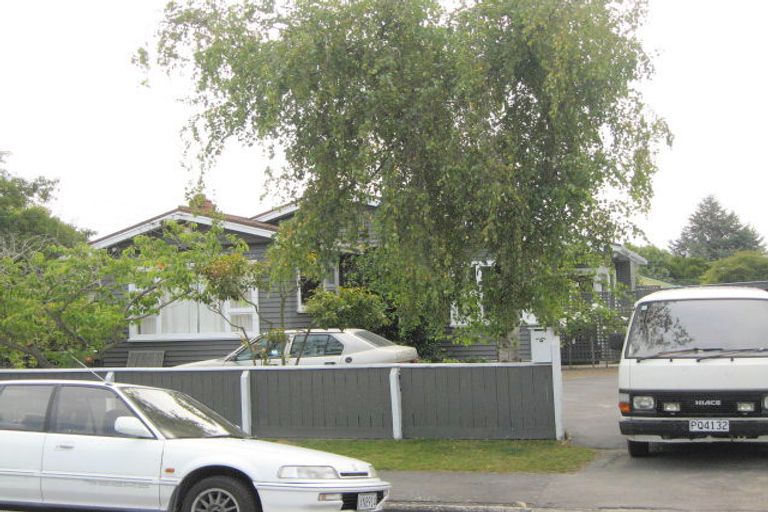 Photo of property in 141 Weston Road, St Albans, Christchurch, 8052