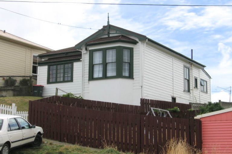 Photo of property in 6 Seine Street, Island Bay, Wellington, 6023