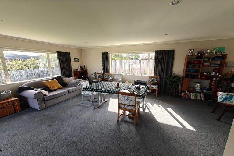 Photo of property in 167 Pacific Drive, Fitzherbert, Palmerston North, 4410