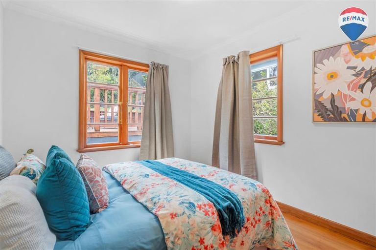 Photo of property in 109 Donald Street, Karori, Wellington, 6012