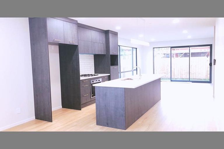 Photo of property in 33 Waka Street, Albany Heights, Auckland, 0632