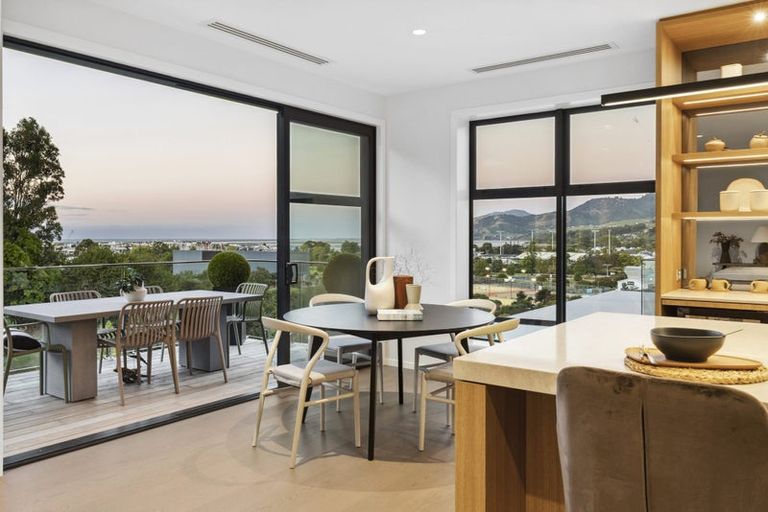 Photo of property in 71 Haven Road, Nelson, 7010