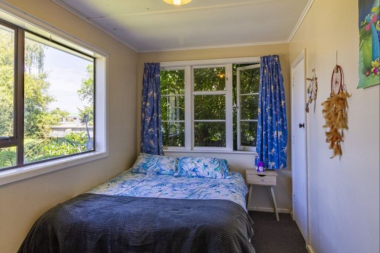 Photo of property in 12 Bright Crescent, Maraenui, Napier, 4110