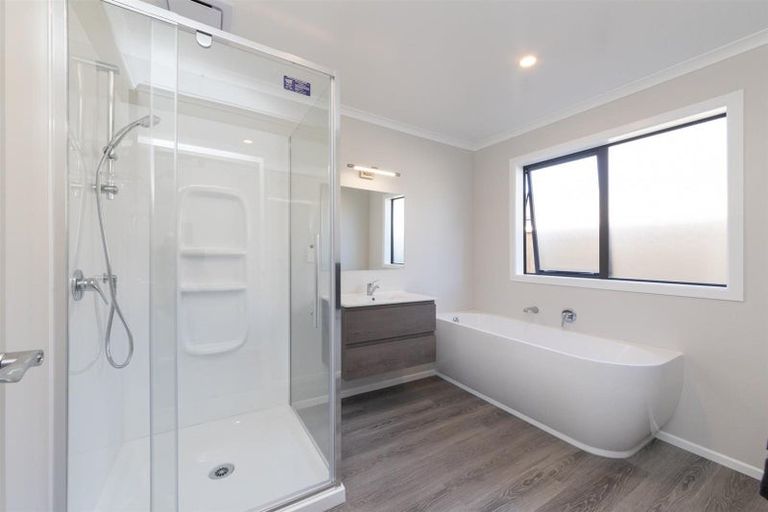 Photo of property in 10 Oldfield Lane, Marton, 4710