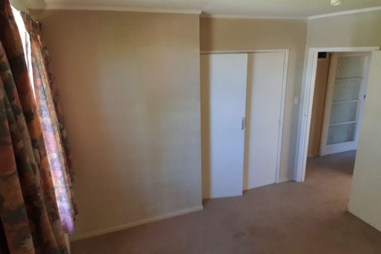 Photo of property in 2/9 John Court Street, Birkenhead, Auckland, 0626