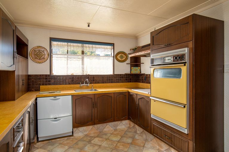 Photo of property in 1 Coulson Place, Alexandra, 9320