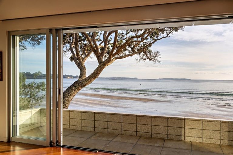Photo of property in 67 Rothesay Bay Road, Rothesay Bay, Auckland, 0630