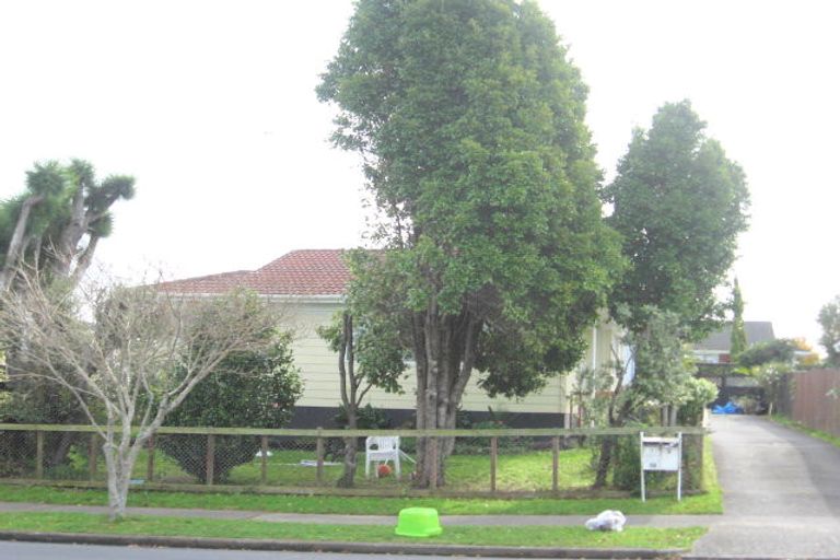 Photo of property in 13a Fortunes Road, Half Moon Bay, Auckland, 2012