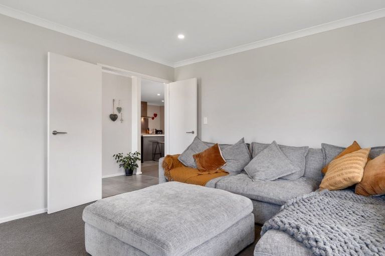 Photo of property in 17 Lakeside Terrace, Omokoroa, 3114