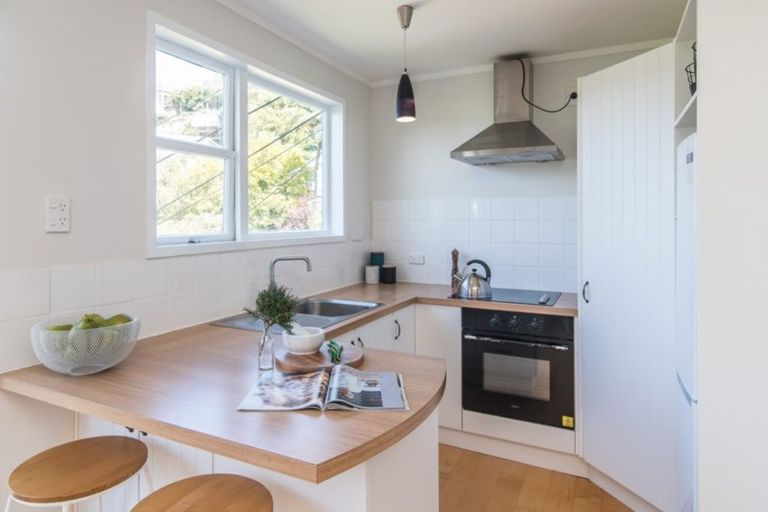 Photo of property in 1/12 Norna Crescent, Kelburn, Wellington, 6012