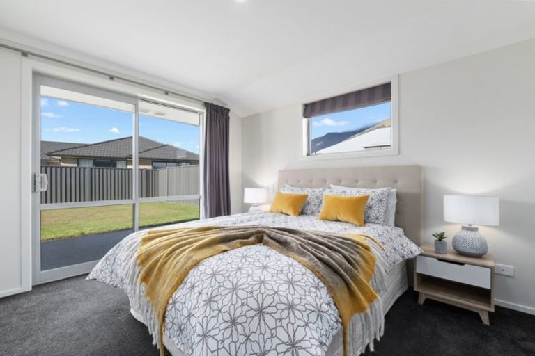 Photo of property in 2 Banbury Terrace, Lower Shotover, Queenstown, 9304