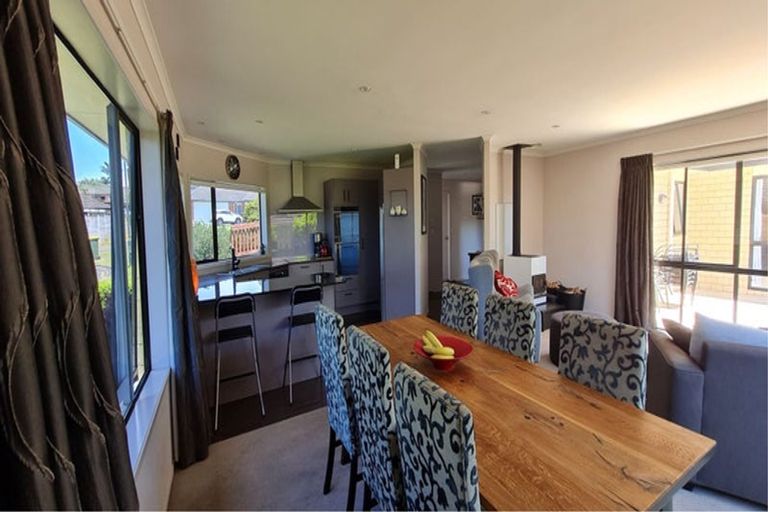 Photo of property in 22 Ranchod Terrace, Pukekohe, 2120