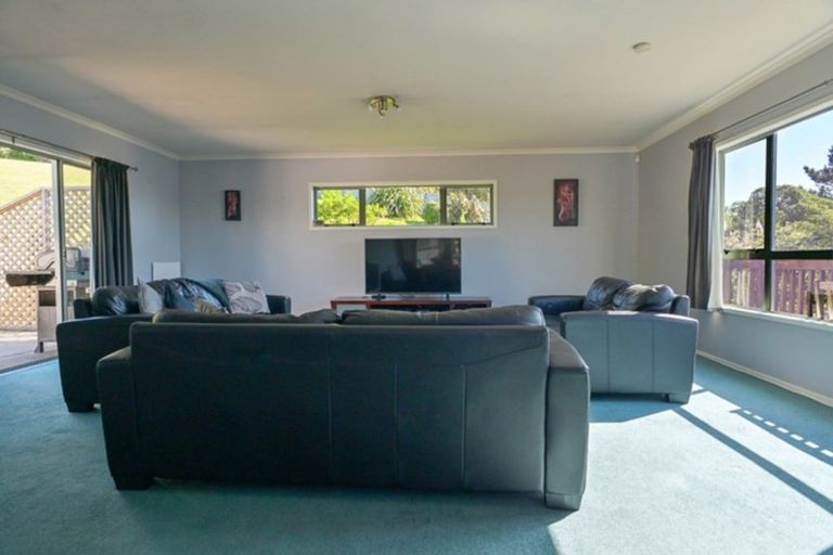 Photo of property in 107 Tireti Road, Titahi Bay, Porirua, 5022