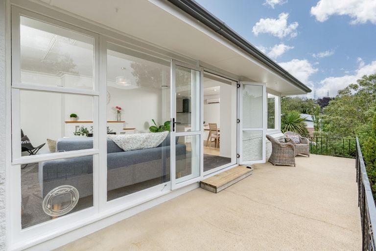 Photo of property in 3 Jason Street, Helensburgh, Dunedin, 9010