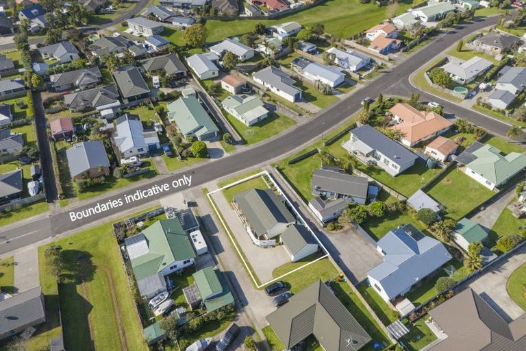 Photo of property in 50 Whitby Avenue, Whitianga, 3510