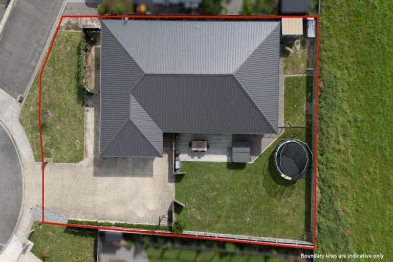 Photo of property in 12 Molesworth Street, Carterton, 5713