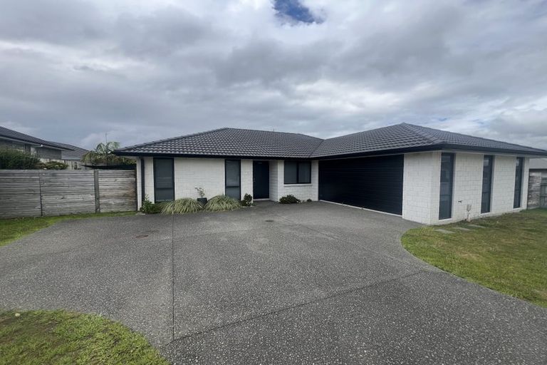 Photo of property in 30 Applin Lane, Pyes Pa, Tauranga, 3112