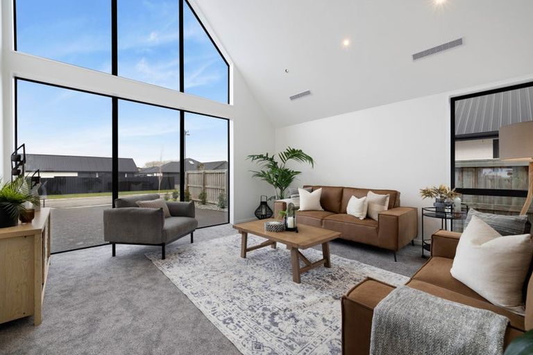 Photo of property in 2 Alan James Lane, Prebbleton, 7604