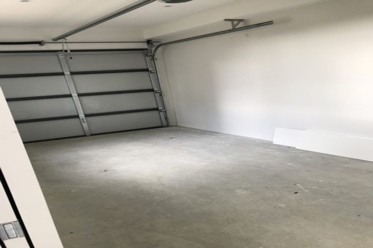 Photo of property in 6 Sophie Lane, Henderson, Auckland, 0612