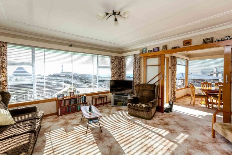 Photo of property in 2a Tay Street, Spotswood, New Plymouth, 4310