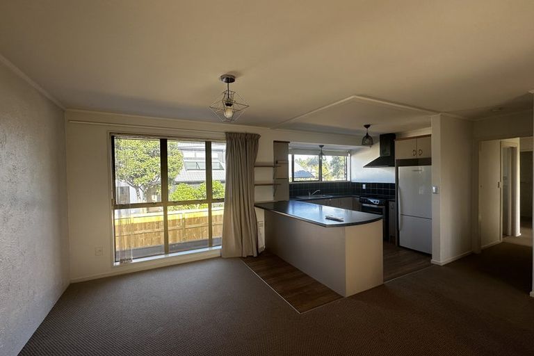 Photo of property in 2/33 Golf Road, Mount Maunganui, 3116