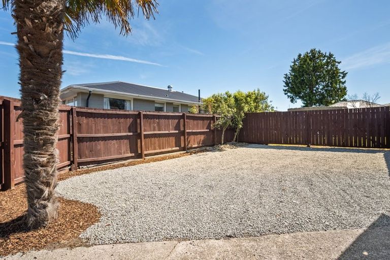 Photo of property in 447b Mairehau Road, Parklands, Christchurch, 8083