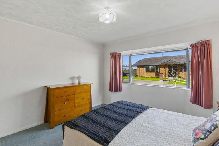 Photo of property in 3 Surrey Lane, Levin, 5510