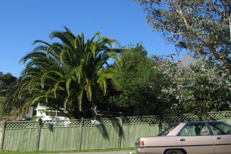 Photo of property in 3 Harold Grove, Stokes Valley, Lower Hutt, 5019