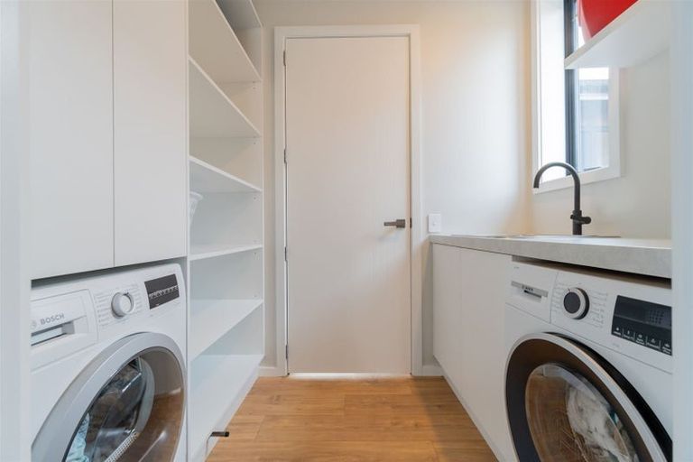 Photo of property in 6 Ralph Moir Drive, Te Anau, 9679