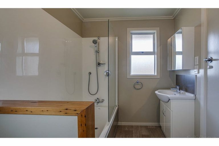 Photo of property in 143 Selwyn Street, Waimataitai, Timaru, 7910