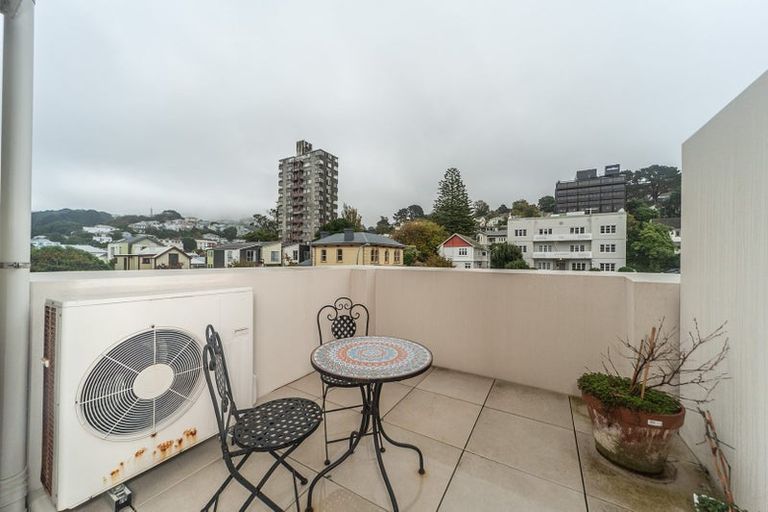 Photo of property in Augusta Apartments, 23/254 Willis Street, Te Aro, Wellington, 6011