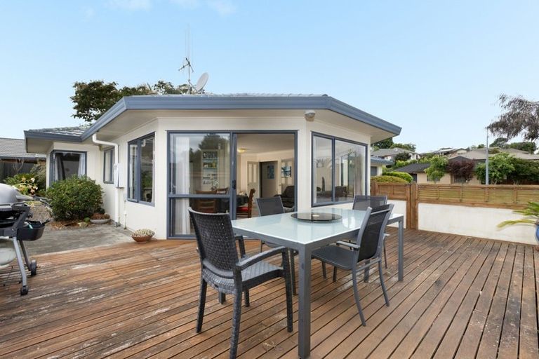 Photo of property in 1 Taranui Place, Ohauiti, Tauranga, 3112