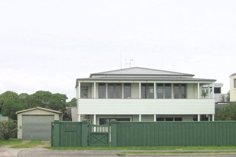 Photo of property in 159 Marine Parade, Mount Maunganui, 3116