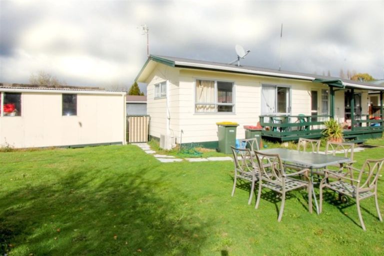 Photo of property in 11b Clyde Street, Utuhina, Rotorua, 3015