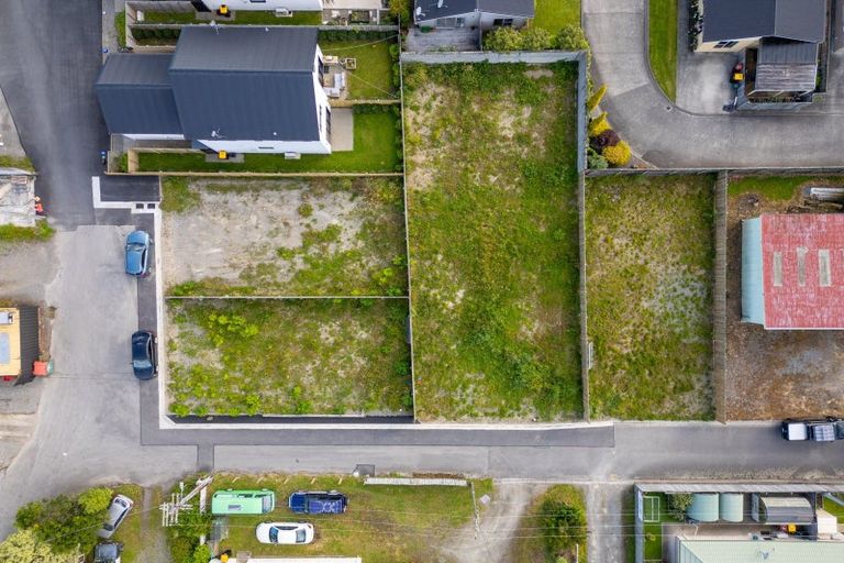 Photo of property in 2 Ballinger Place, Kaiapoi, 7630