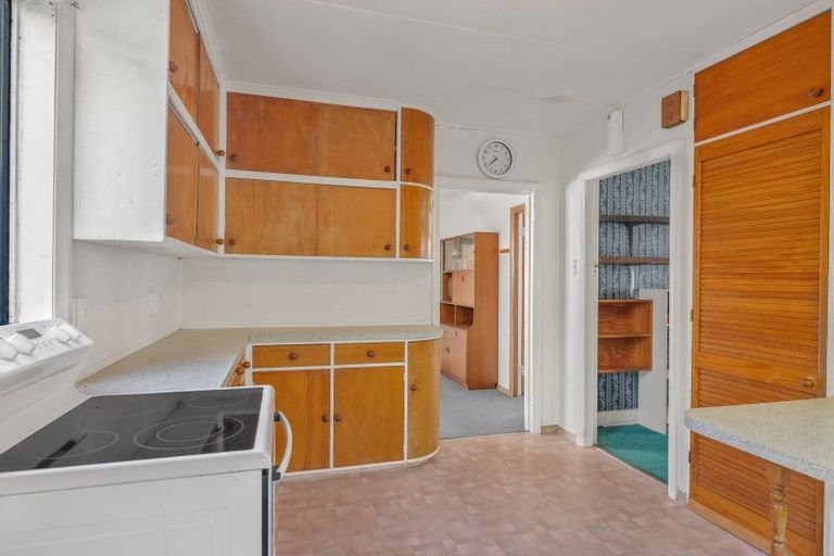 Photo of property in 20 Sunset Parade, Plimmerton, Porirua, 5026