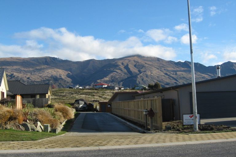 Photo of property in 114 Kings Drive, Wanaka, 9305