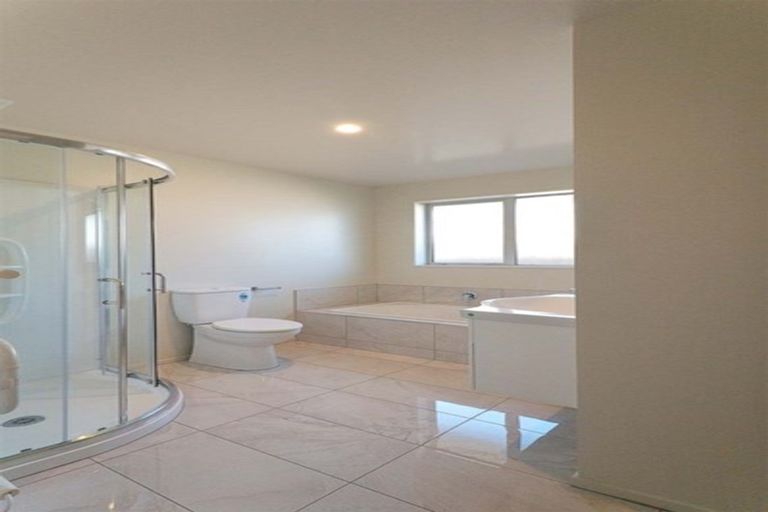 Photo of property in 3 Keeper Close, Woodend, 7610