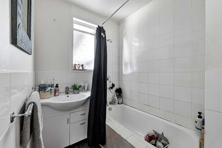 Photo of property in 162 Brecon Road, Stratford, 4332