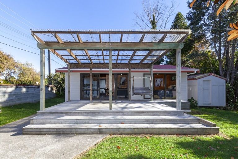 Photo of property in 6 Park Avenue, Waikanae, 5036