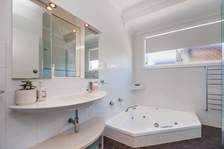 Photo of property in 59 Te Awe Awe Street, Hokowhitu, Palmerston North, 4410