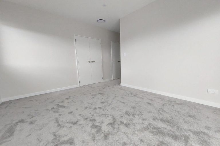 Photo of property in 30 Kotiti Drive, Wainui, 0932