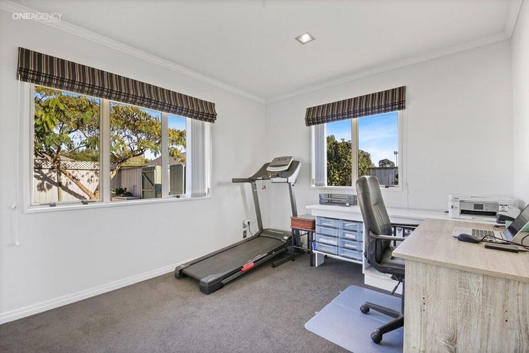 Photo of property in 22 Paget Drive, Woodend, 7610