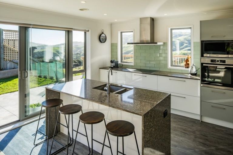 Photo of property in 52 Mo Street, Camborne, Porirua, 5026