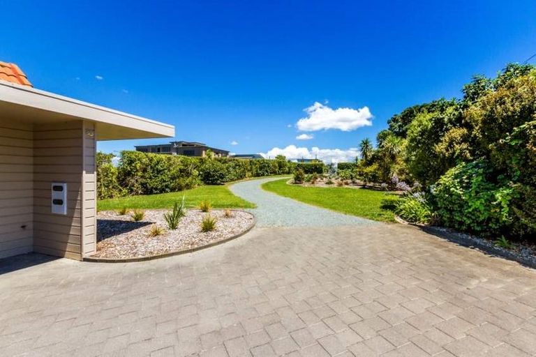 Photo of property in 34 Firth Road, Torbay, Auckland, 0630