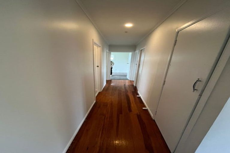 Photo of property in 112 Cargill Street, Papakura, 2110