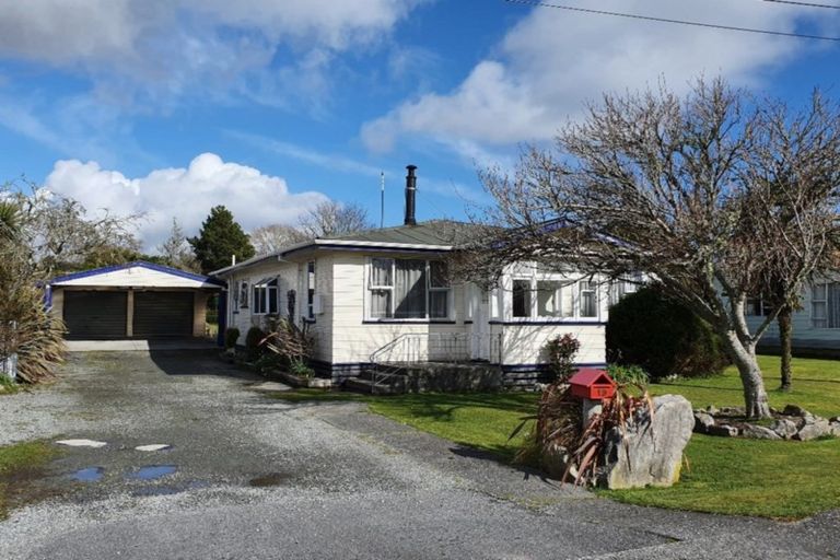 Photo of property in 19 Carroll Street, Runanga, 7803