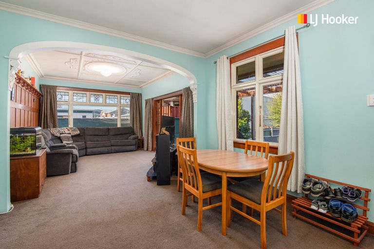 Photo of property in 1 Bruce Street, Mosgiel, 9024